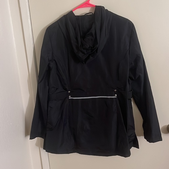 Rain jacket - Picture 2 of 2